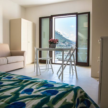 Namuri Residence カステッランマーレ・デル・ゴルフォ エクステリア 写真